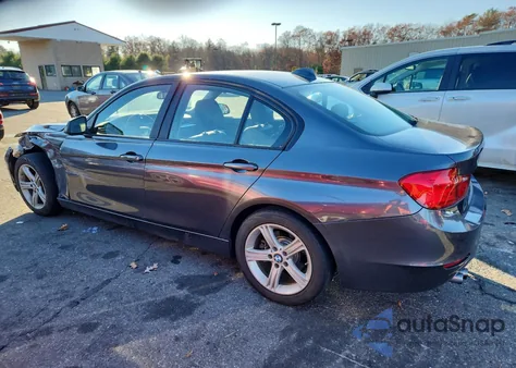 2013 BMW 328 I z USA, uszkodzony, nr VIN WBA3A5C5XDF355840